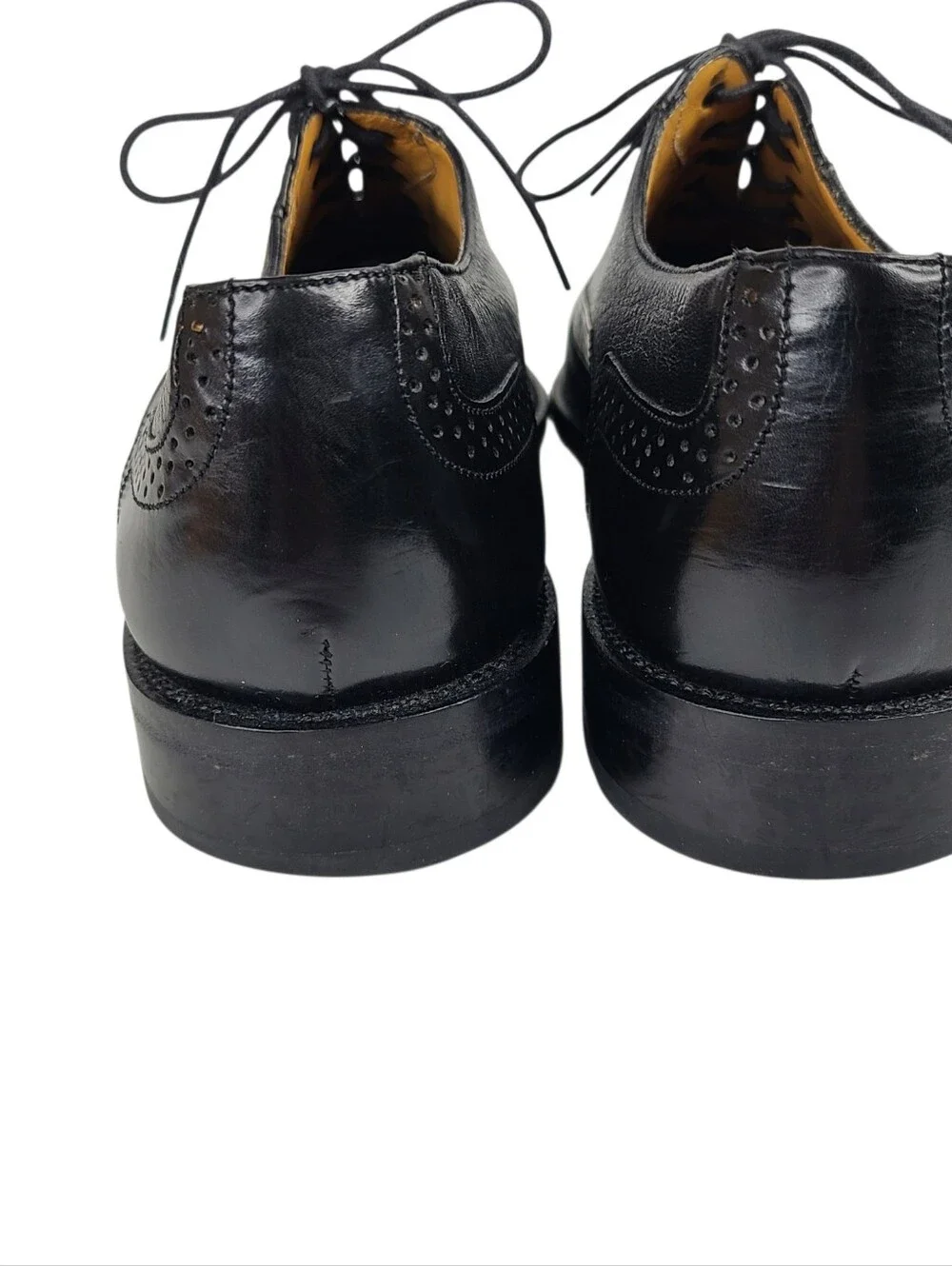Mezlan marque black